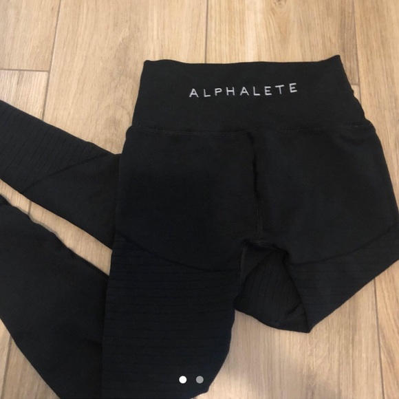 Alphalete Other - Alphalete leggings